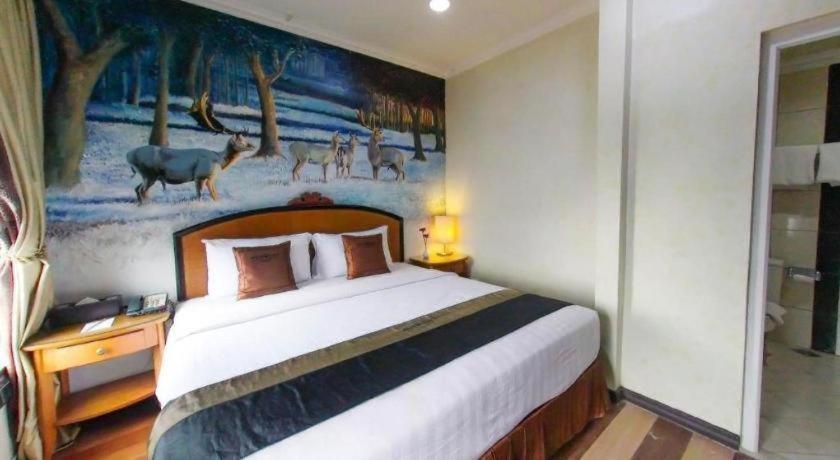 Amos Cozy Hotel Melawai Jakarta Exterior photo